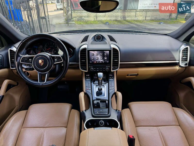 Позашляховик / Кросовер Porsche Cayenne 2017 в Києві фото 13 Позашляховик / Кросовер Porsche Cayenne 2017 в Києві