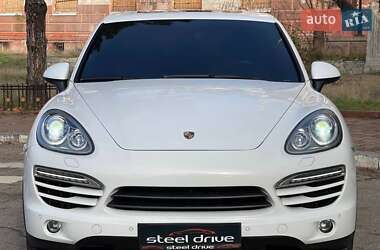Внедорожник / Кроссовер Porsche Cayenne 2014 в Николаеве