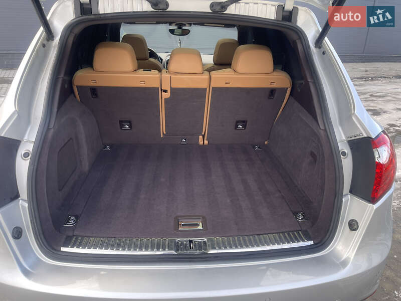 Позашляховик / Кросовер Porsche Cayenne 2013 в Бориславі