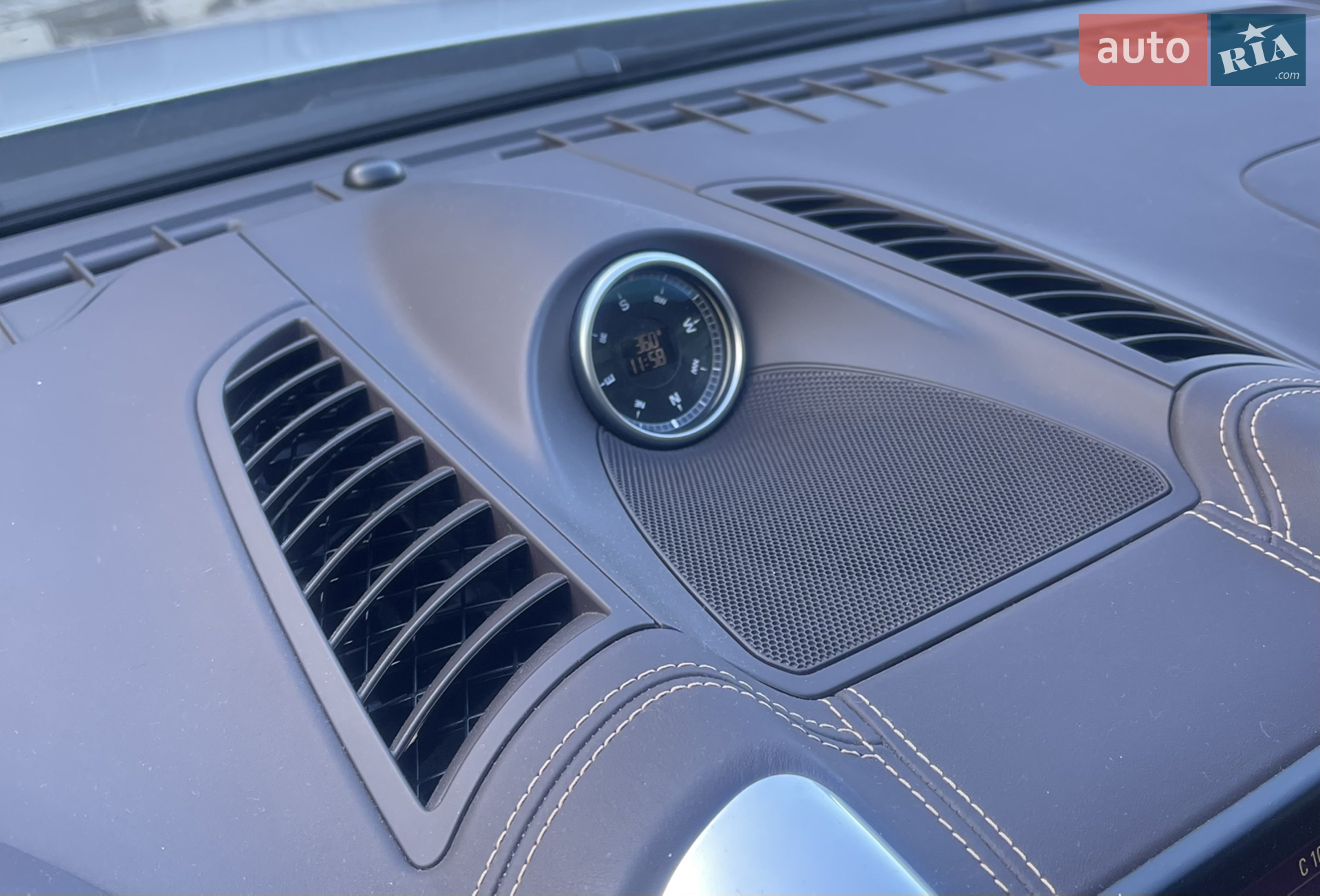 2013 Porsche Cayenne - мініатюра 57