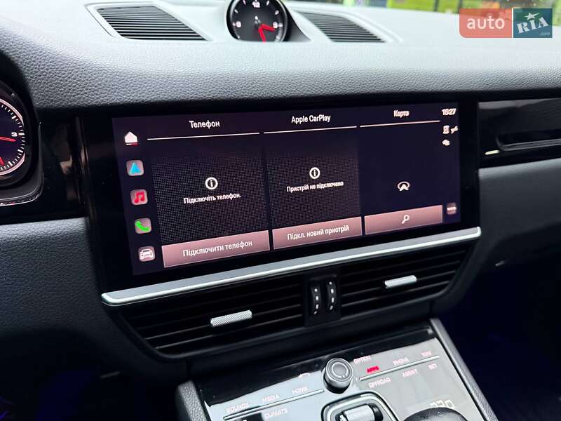 Позашляховик / Кросовер Porsche Cayenne 2021 в Києві