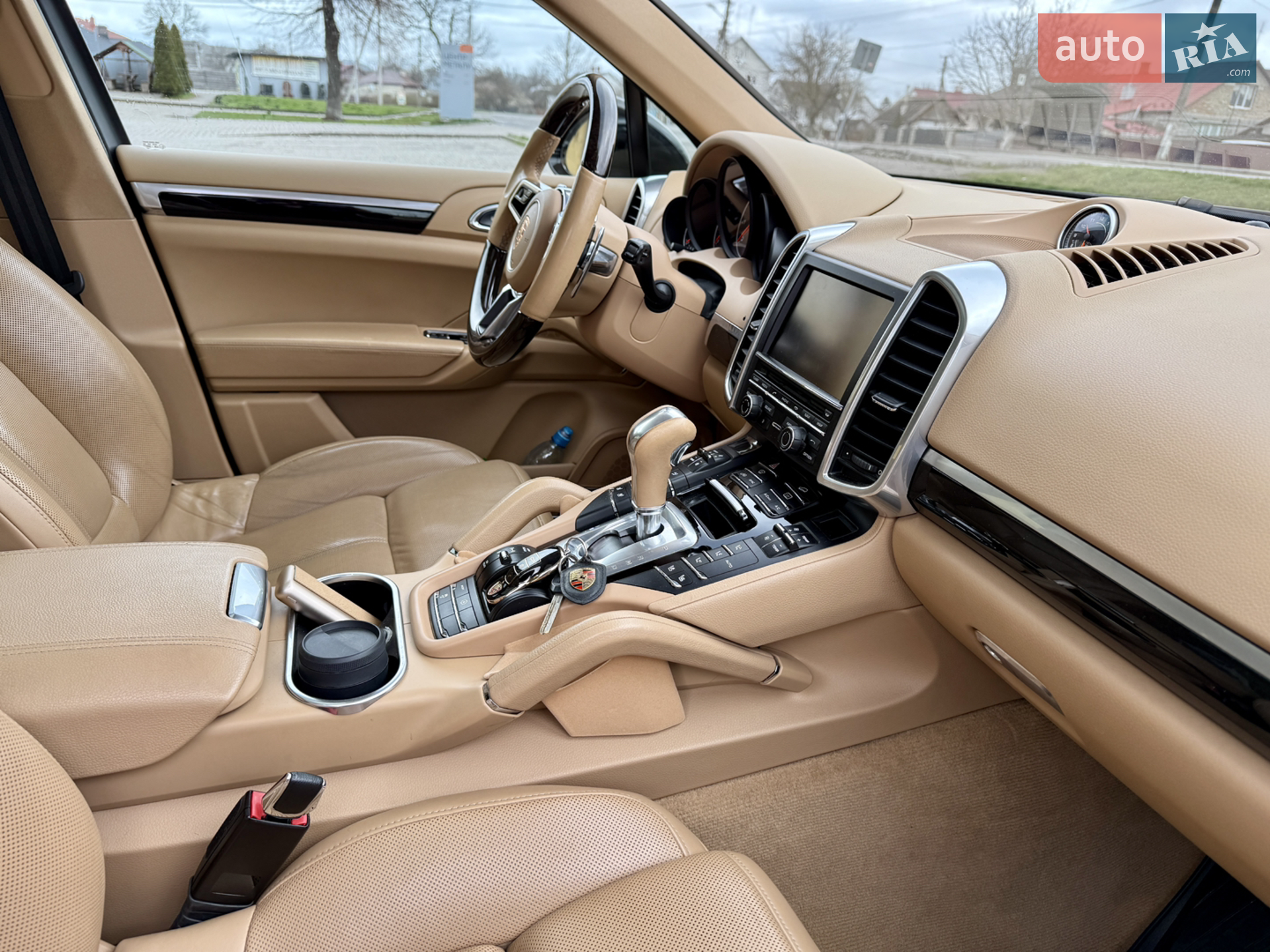 2015 Porsche Cayenne - мініатюра 37