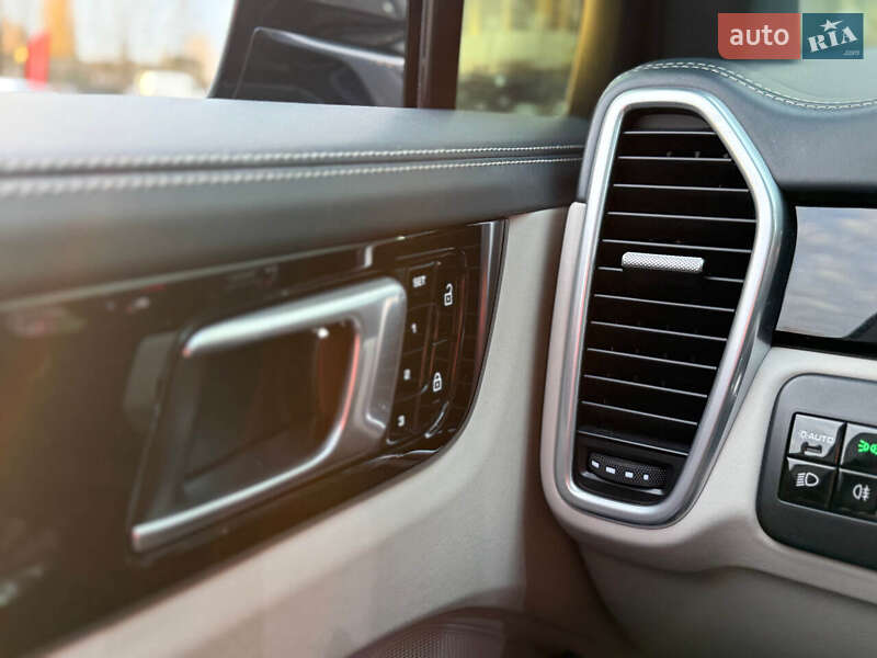 Внедорожник / Кроссовер Porsche Cayenne 2019 в Житомире фото 19 Внедорожник / Кроссовер Porsche Cayenne 2019 в Житомире