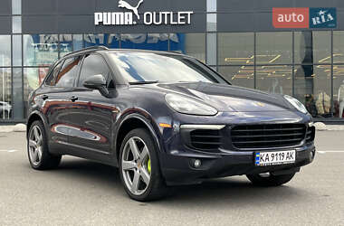 Позашляховик / Кросовер Porsche Cayenne 2016 в Києві