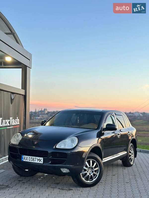 Позашляховик / Кросовер Porsche Cayenne 2004 в Шумську
