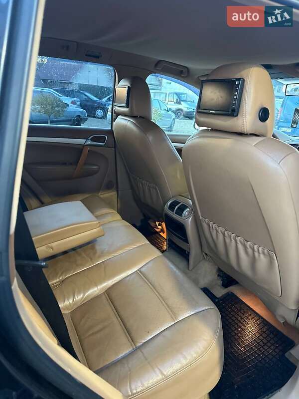 Позашляховик / Кросовер Porsche Cayenne 2004 в Шумську