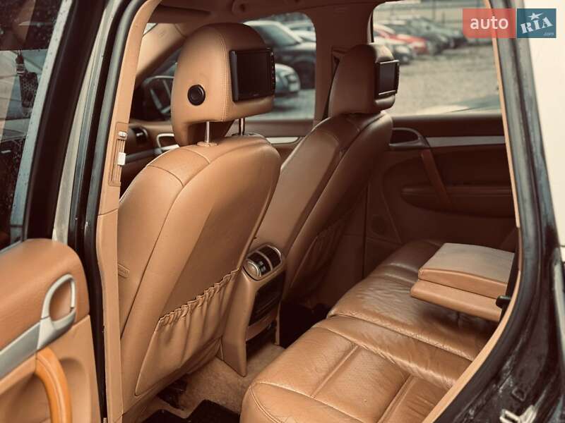 Позашляховик / Кросовер Porsche Cayenne 2004 в Шумську