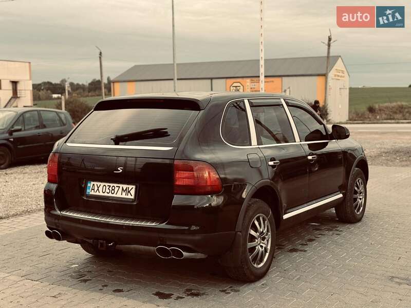 Позашляховик / Кросовер Porsche Cayenne 2004 в Шумську