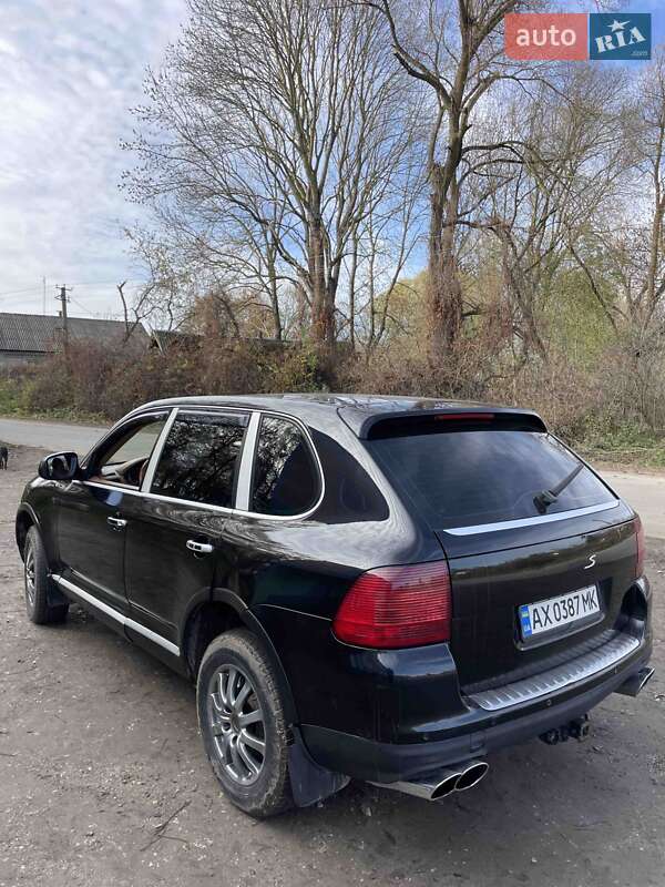 Позашляховик / Кросовер Porsche Cayenne 2004 в Шумську