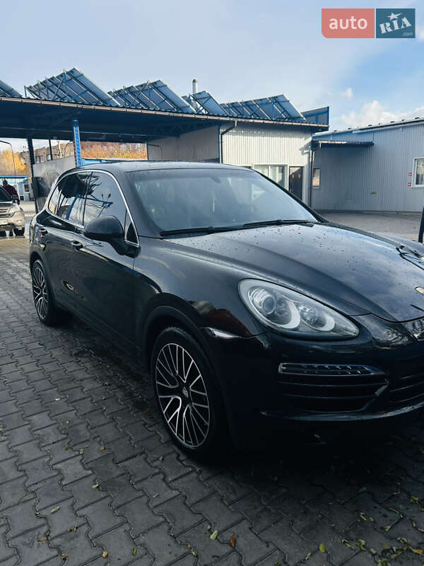 Внедорожник / Кроссовер Porsche Cayenne 2011 в Гадяче фото 7 Внедорожник / Кроссовер Porsche Cayenne 2011 в Гадяче