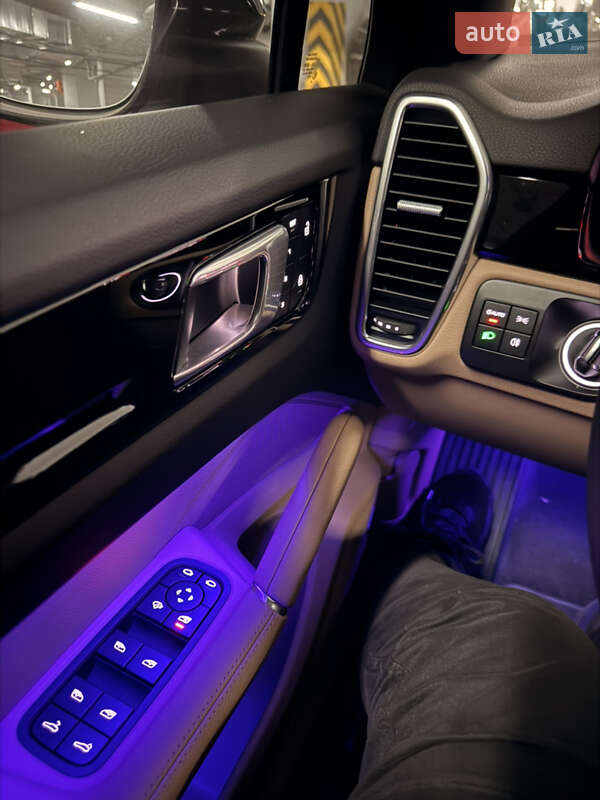 Позашляховик / Кросовер Porsche Cayenne 2021 в Києві