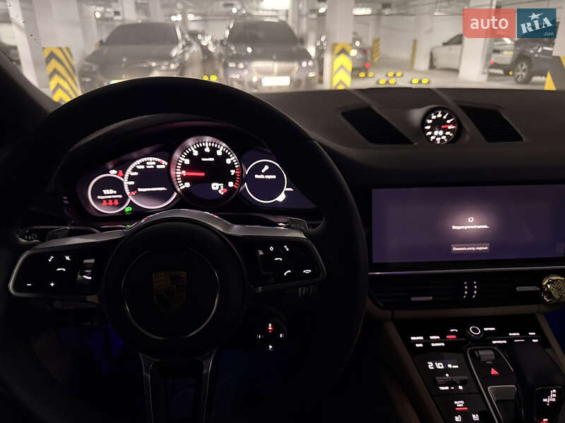 Позашляховик / Кросовер Porsche Cayenne 2021 в Києві