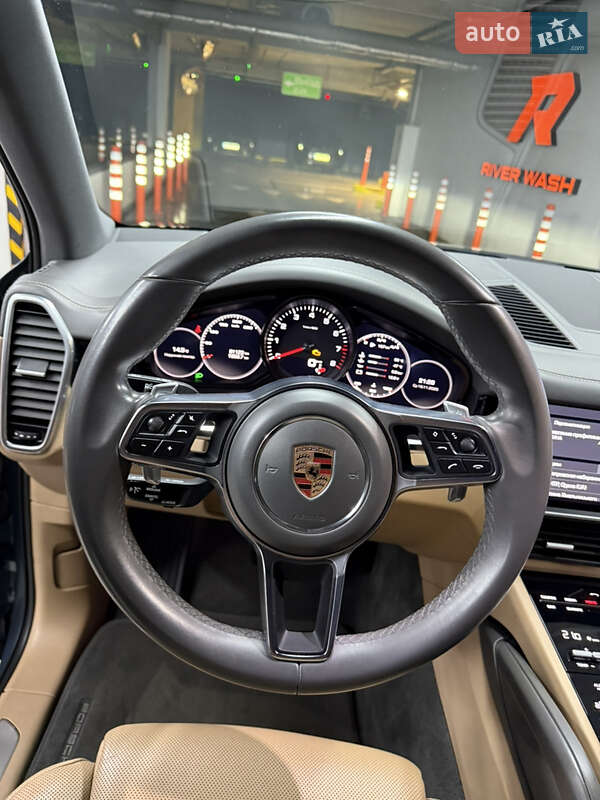 Внедорожник / Кроссовер Porsche Cayenne 2018 в Киеве фото 26 Внедорожник / Кроссовер Porsche Cayenne 2018 в Киеве