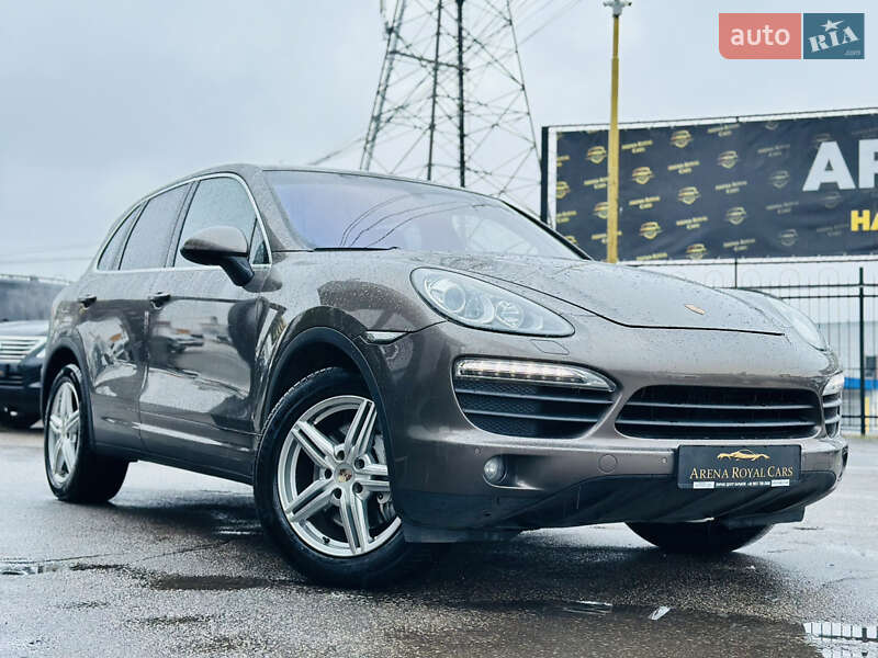 Позашляховик / Кросовер Porsche Cayenne 2012 в Харкові