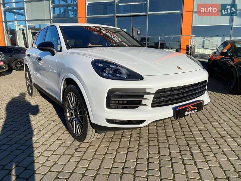 Porsche Cayenne 2022