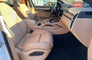 Внедорожник / Кроссовер Porsche Cayenne 2022 в Львове