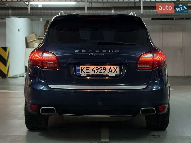 Внедорожник / Кроссовер Porsche Cayenne 2012 в Днепре