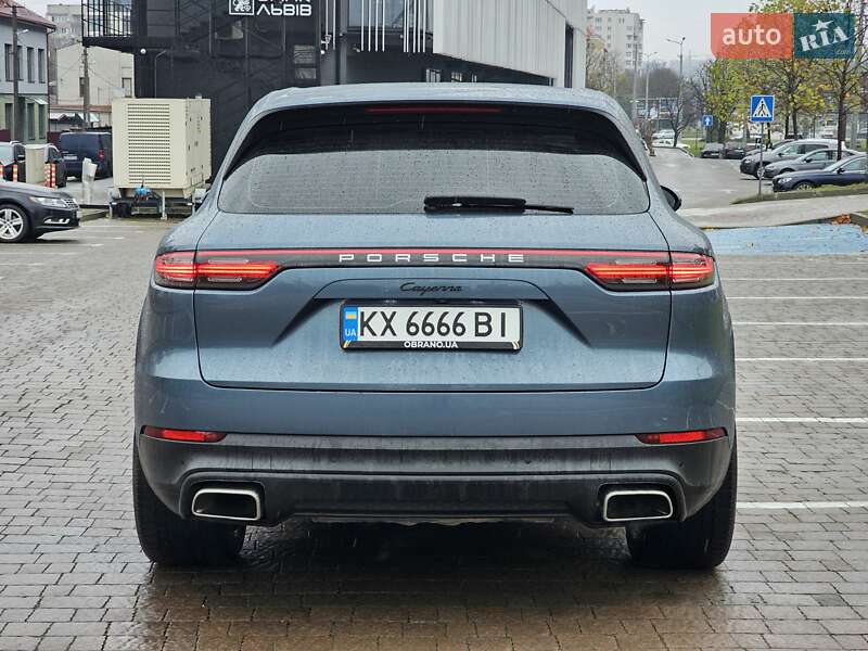 Позашляховик / Кросовер Porsche Cayenne 2018 в Києві