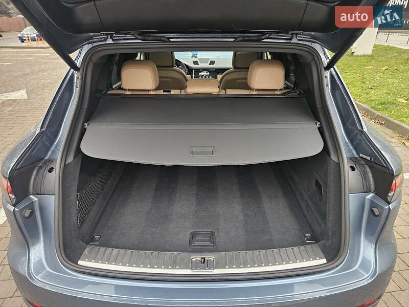 Позашляховик / Кросовер Porsche Cayenne 2018 в Києві