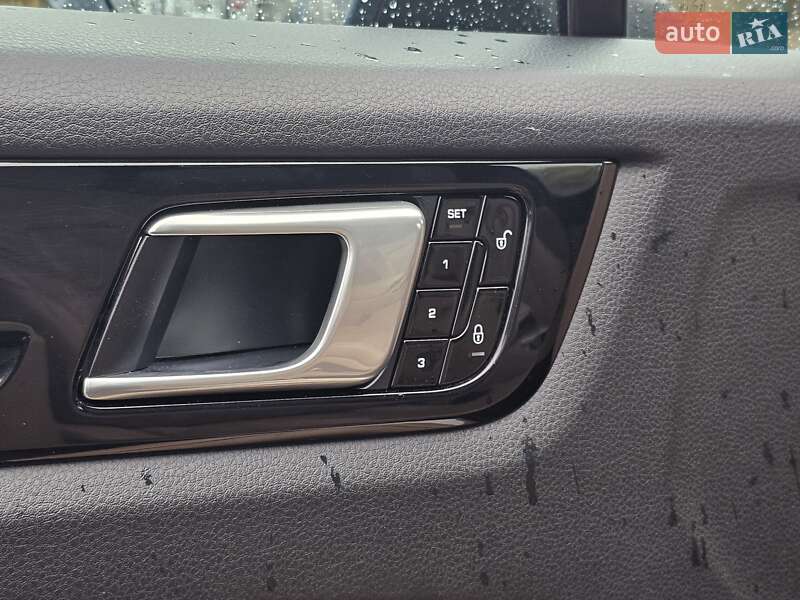 Позашляховик / Кросовер Porsche Cayenne 2018 в Києві