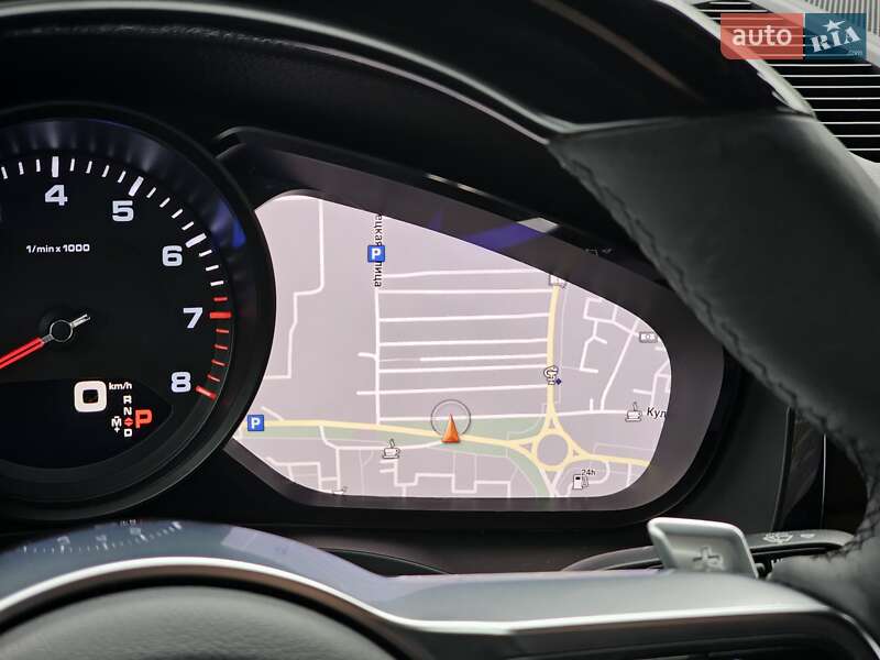 Позашляховик / Кросовер Porsche Cayenne 2018 в Києві