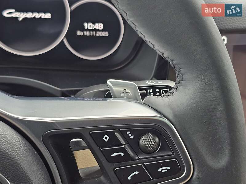 Позашляховик / Кросовер Porsche Cayenne 2018 в Києві
