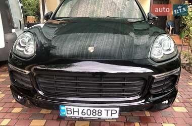 Внедорожник / Кроссовер Porsche Cayenne 2015 в Одессе