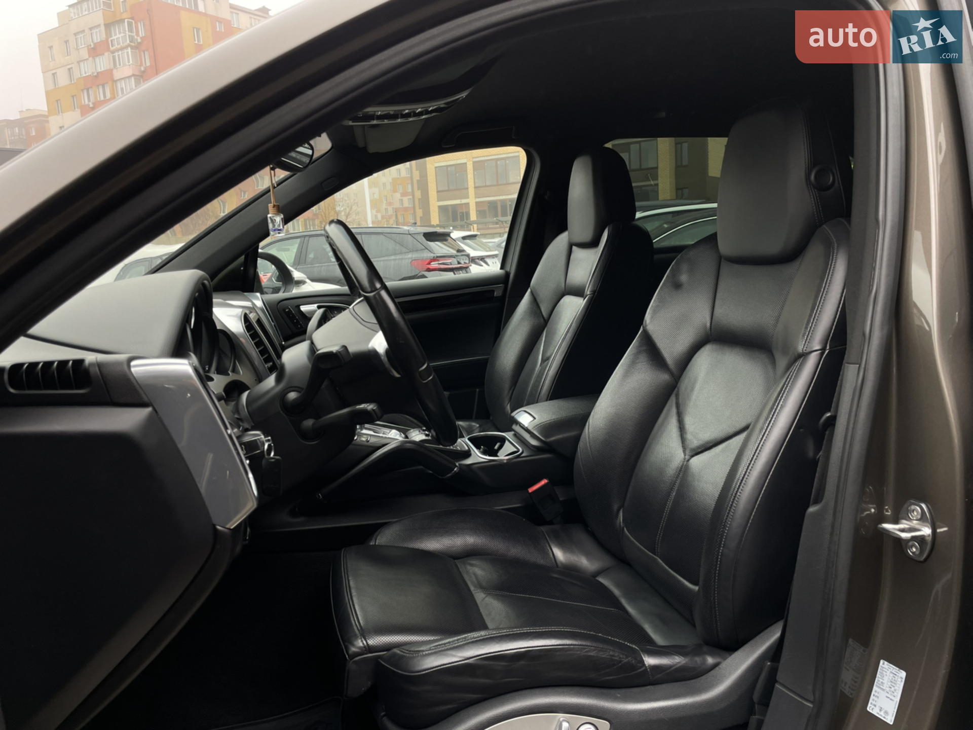 2012 Porsche Cayenne - мініатюра 12