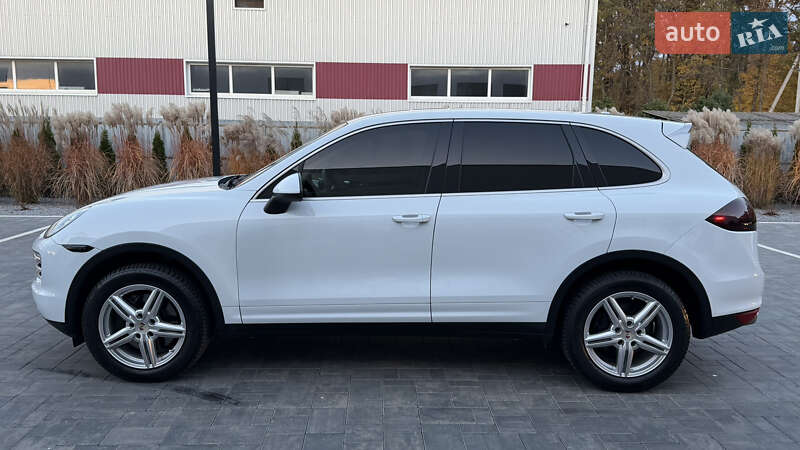 Позашляховик / Кросовер Porsche Cayenne 2014 в Луцьку