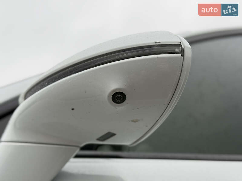 Позашляховик / Кросовер Porsche Cayenne 2018 в Києві