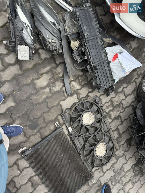 Позашляховик / Кросовер Porsche Cayenne 2019 в Львові