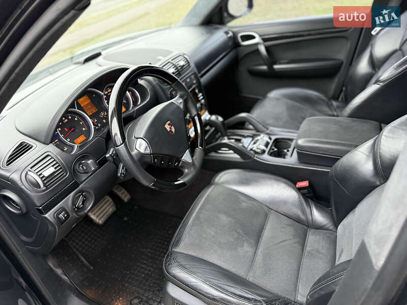 Внедорожник / Кроссовер Porsche Cayenne 2009 в Киеве