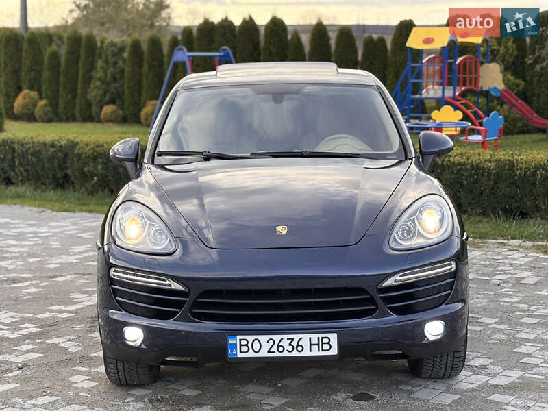 Позашляховик / Кросовер Porsche Cayenne 2011 в Тернополі