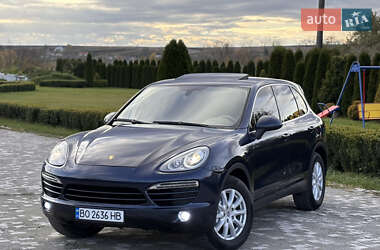 Внедорожник / Кроссовер Porsche Cayenne 2011 в Тернополе