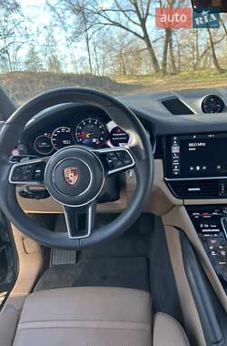 Внедорожник / Кроссовер Porsche Cayenne 2019 в Киеве