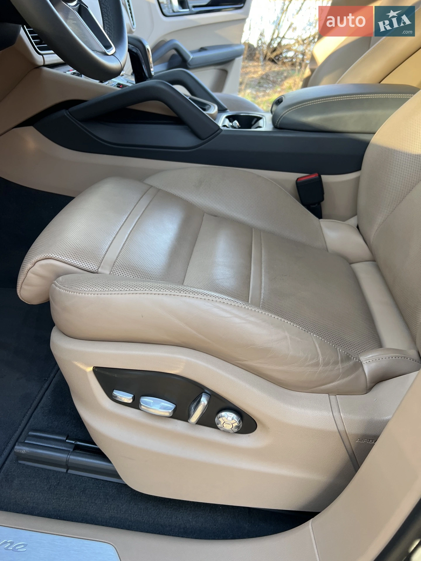 2019 Porsche Cayenne - мініатюра 11