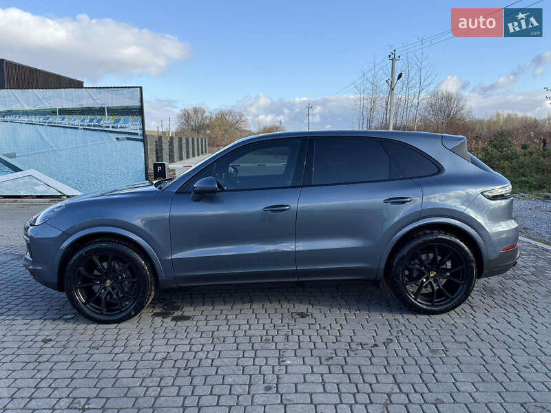 Внедорожник / Кроссовер Porsche Cayenne 2018 в Львове фото 10 Внедорожник / Кроссовер Porsche Cayenne 2018 в Львове