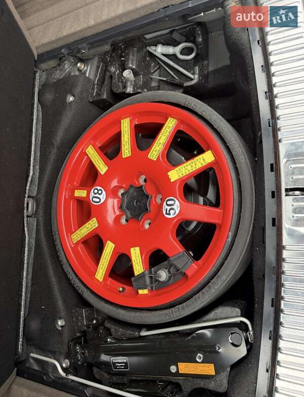 Позашляховик / Кросовер Porsche Cayenne 2012 в Києві