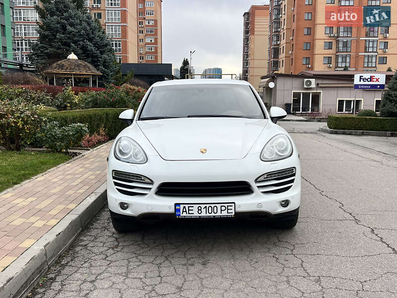 Внедорожник / Кроссовер Porsche Cayenne 2012 в Днепре