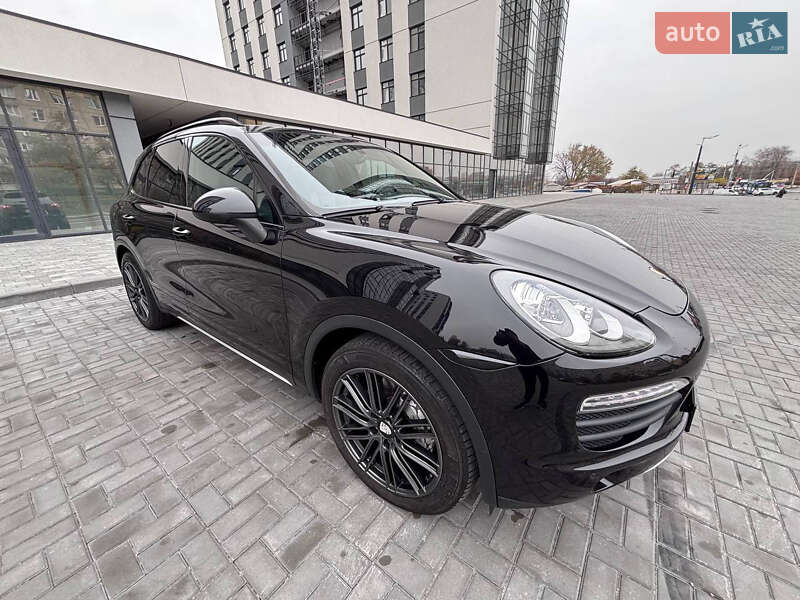 Позашляховик / Кросовер Porsche Cayenne 2011 в Дніпрі
