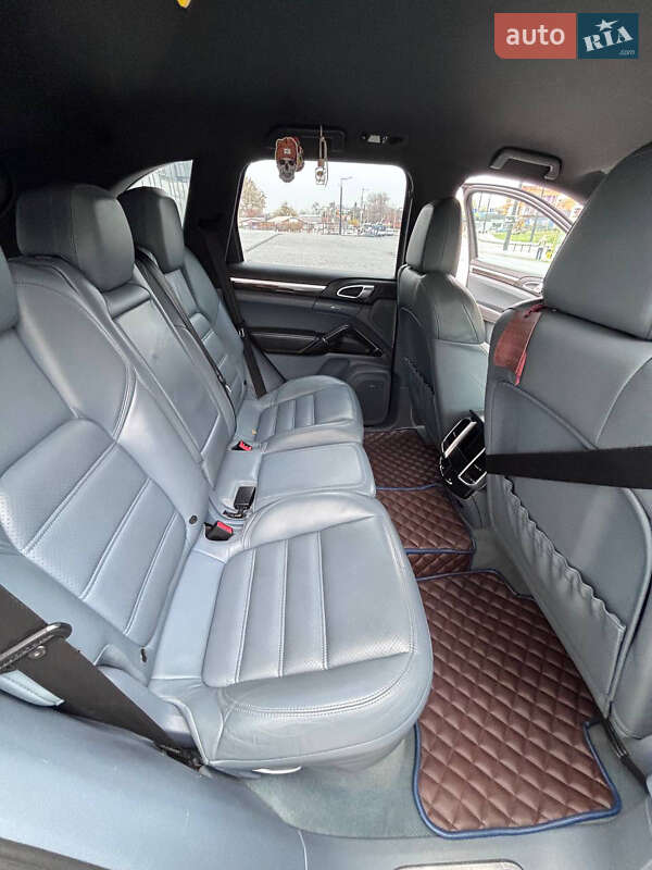 Позашляховик / Кросовер Porsche Cayenne 2011 в Дніпрі