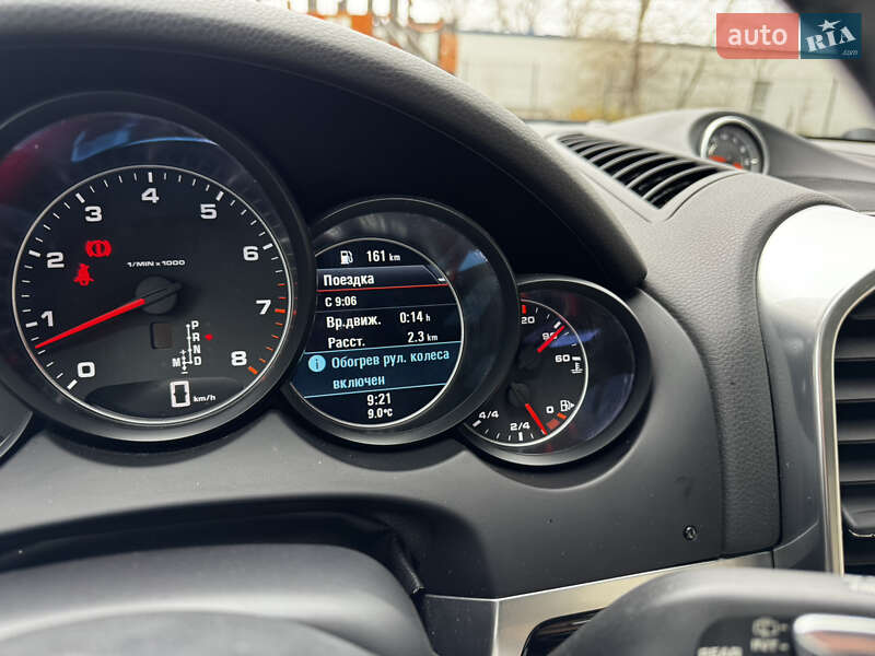 Внедорожник / Кроссовер Porsche Cayenne 2017 в Киеве