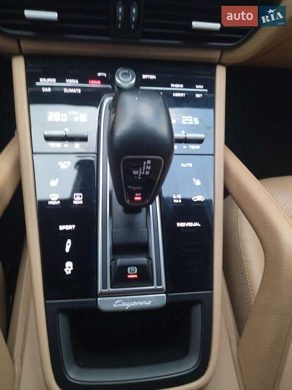 Позашляховик / Кросовер Porsche Cayenne 2018 в Чернігові
