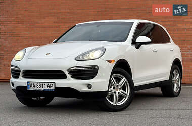 Внедорожник / Кроссовер Porsche Cayenne 2013 в Киеве