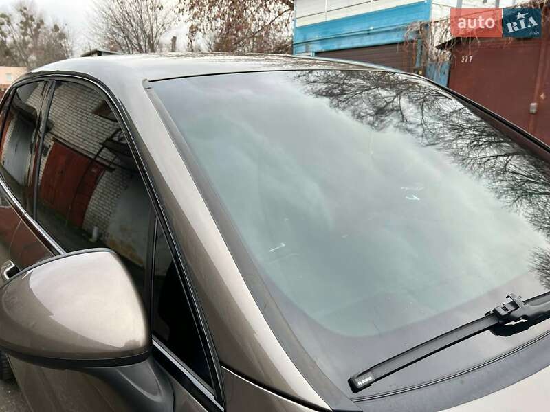 Внедорожник / Кроссовер Porsche Cayenne 2012 в Киеве фото 12 Внедорожник / Кроссовер Porsche Cayenne 2012 в Киеве