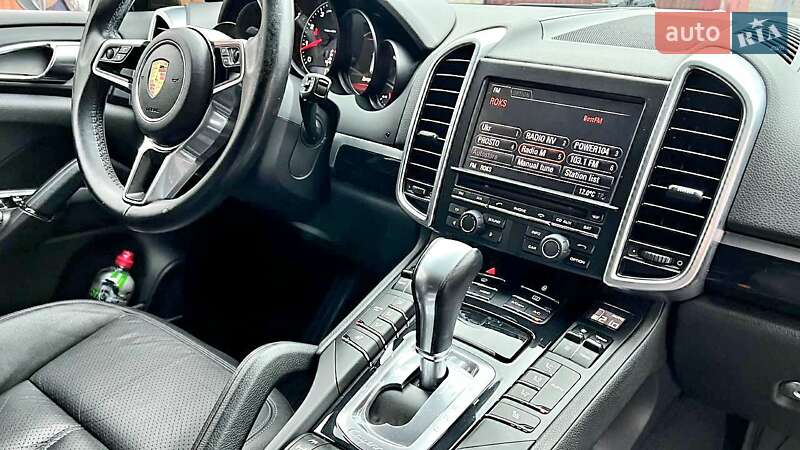 Внедорожник / Кроссовер Porsche Cayenne 2012 в Киеве фото 22 Внедорожник / Кроссовер Porsche Cayenne 2012 в Киеве