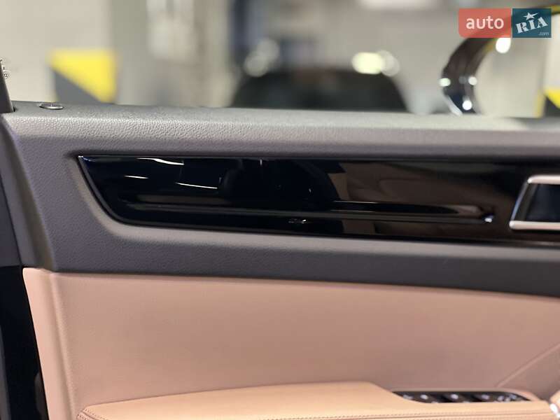 Позашляховик / Кросовер Porsche Cayenne 2018 в Києві