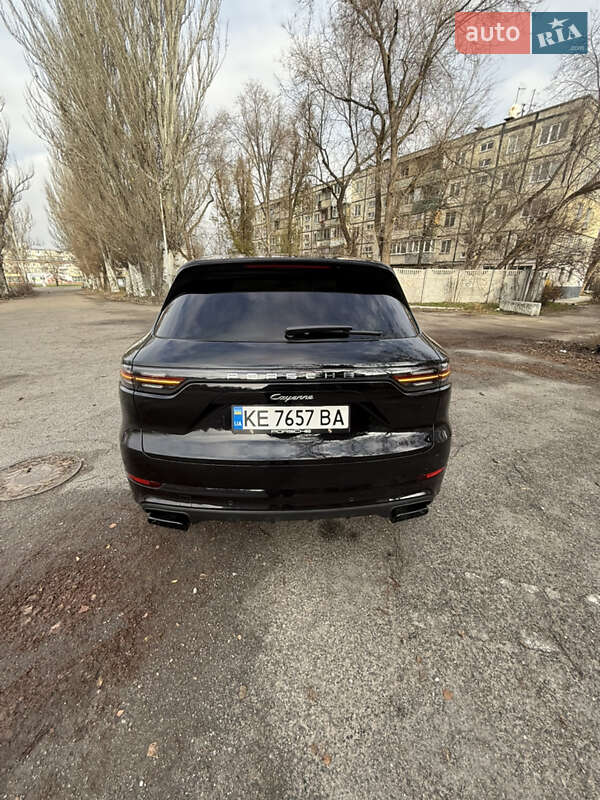 Внедорожник / Кроссовер Porsche Cayenne 2018 в Днепре фото 20 Внедорожник / Кроссовер Porsche Cayenne 2018 в Днепре