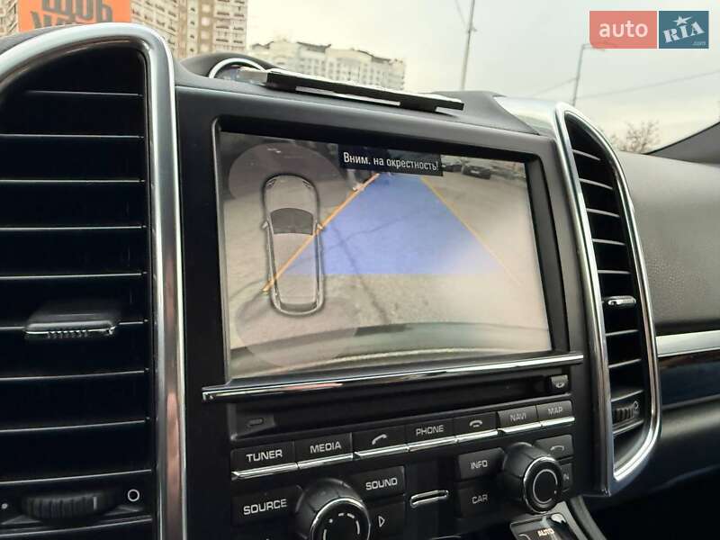 Внедорожник / Кроссовер Porsche Cayenne 2013 в Киеве