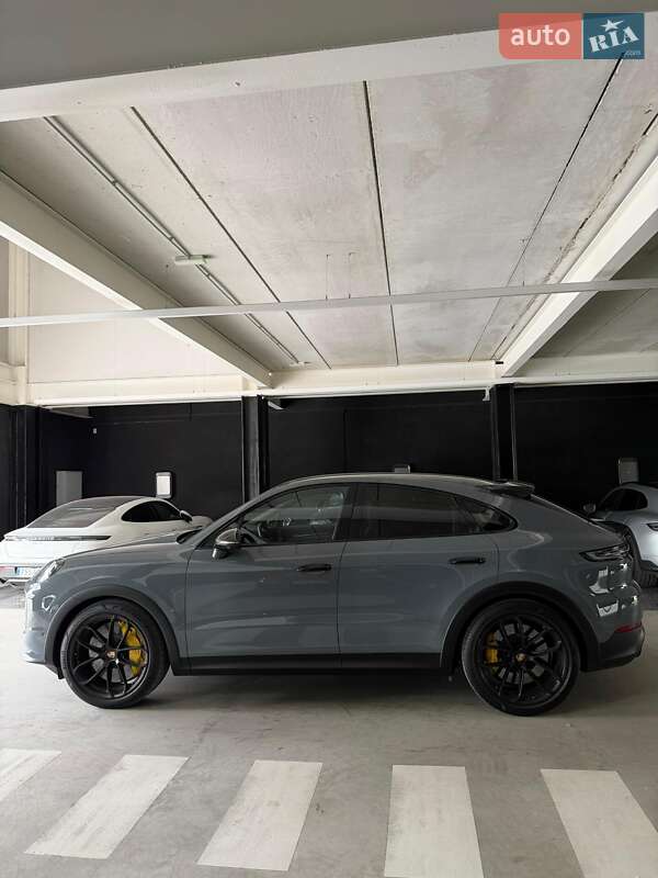 Внедорожник / Кроссовер Porsche Cayenne 2025 в Киеве фото 4 Внедорожник / Кроссовер Porsche Cayenne 2025 в Киеве